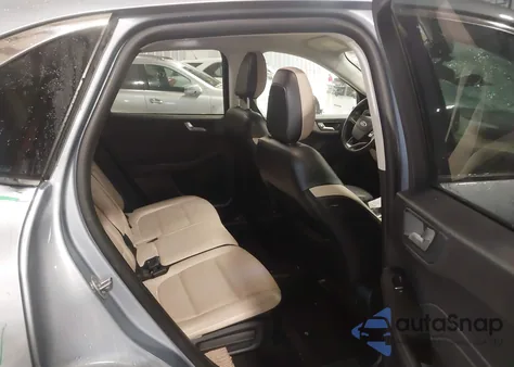 2022 Ford Escape Sel z USA, uszkodzony, nr VIN 1FMCU9H60NUB26871